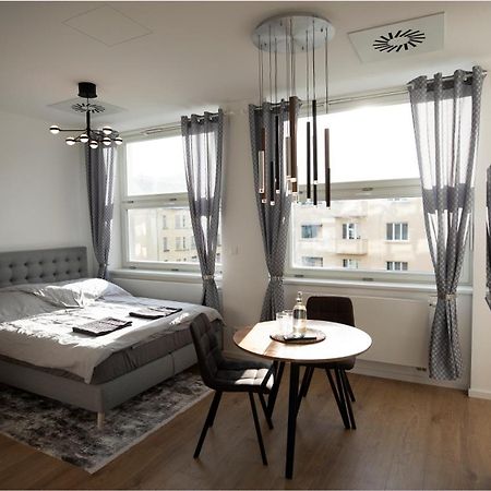 Luxury Apartment In City Centrum By Ota Group Bratislava Exteriér fotografie