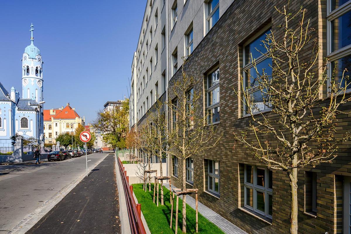 Luxury Apartment In City Centrum By Ota Group Bratislava Exteriér fotografie